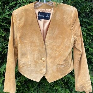 Vintage Donna Pelle size 8 yellow suede jacket
